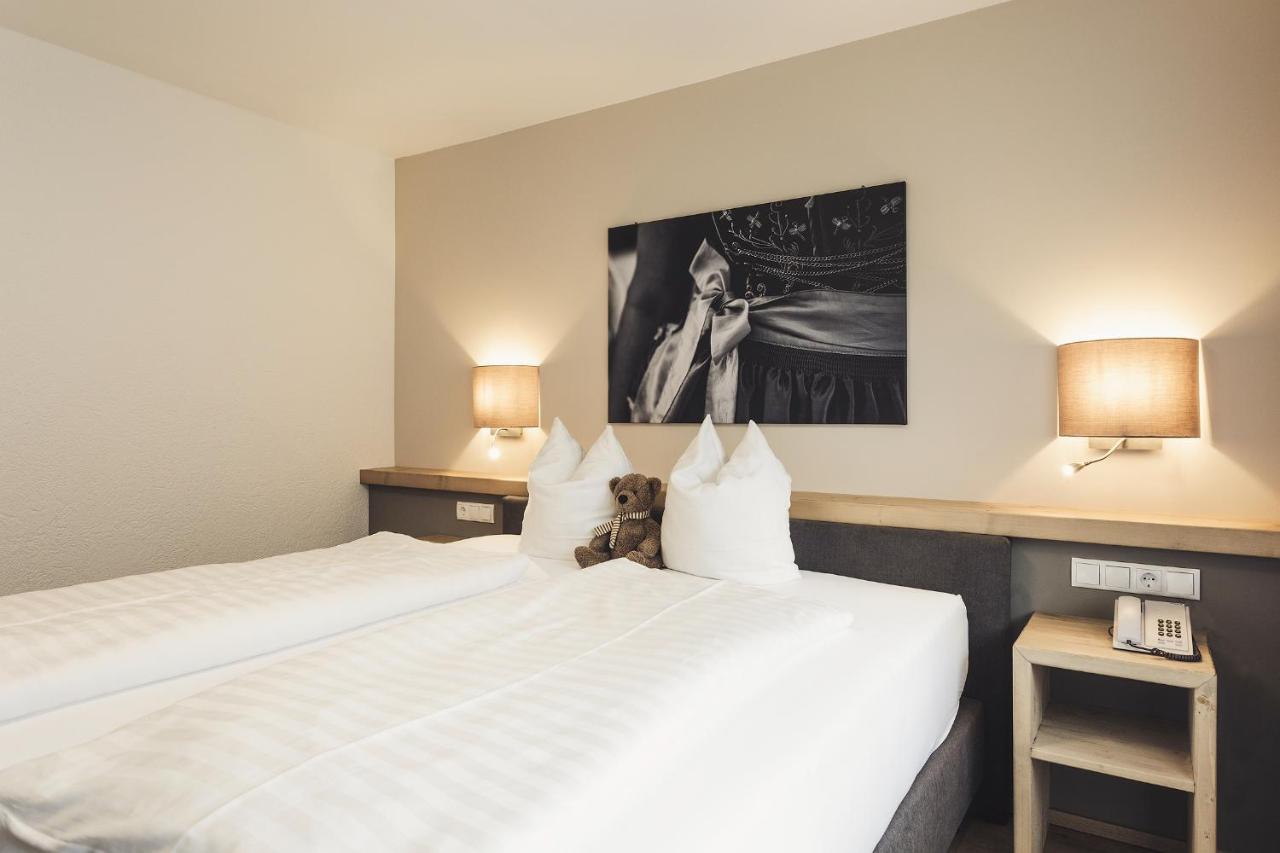 Hotel Johanna Mitten Im Oetztal อุมเฮาเซิน ภายนอก รูปภาพ