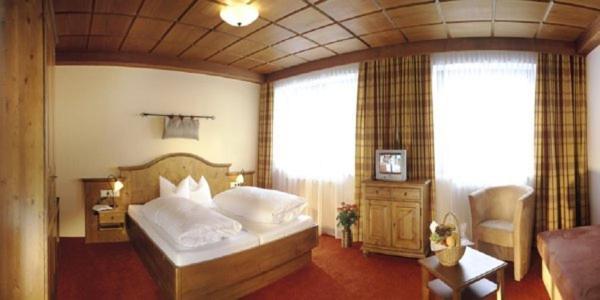 Hotel Johanna Mitten Im Oetztal อุมเฮาเซิน ภายนอก รูปภาพ
