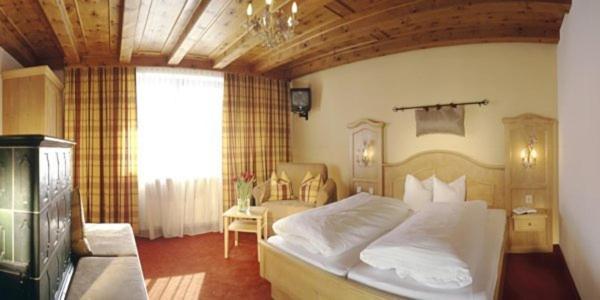 Hotel Johanna Mitten Im Oetztal อุมเฮาเซิน ภายนอก รูปภาพ